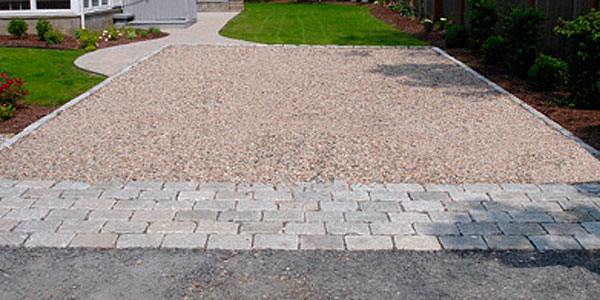 Cobble Stones with Rock Driveway